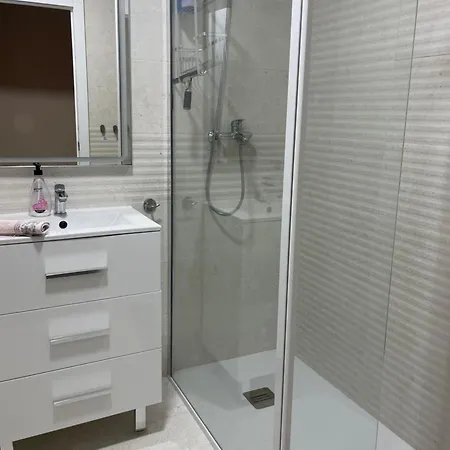 Przy Morzu W Z 3 Sypialniami W Poblizu Barow I Restauracji Apartment